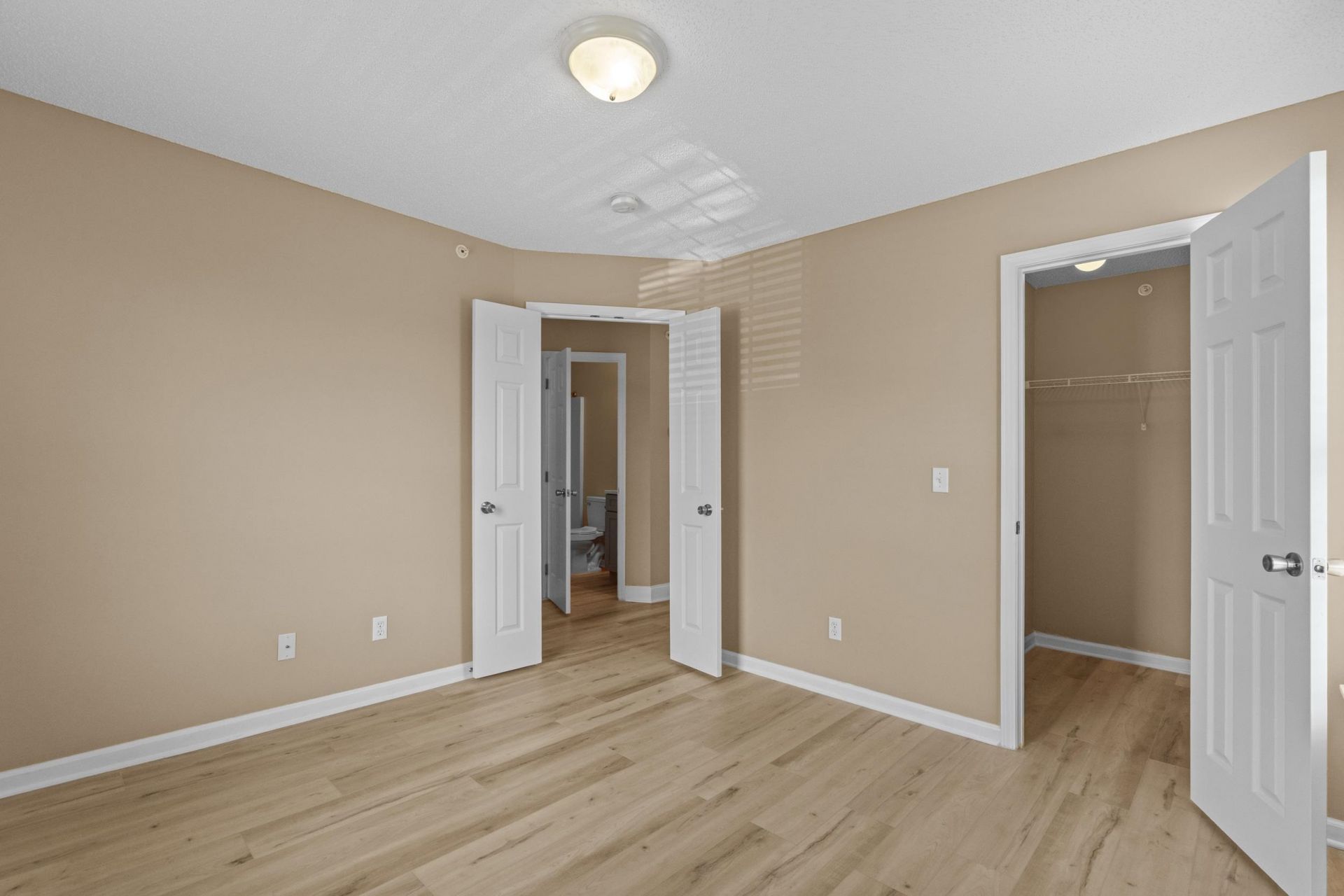 4924 Pond Shoals Ct. Photo 32