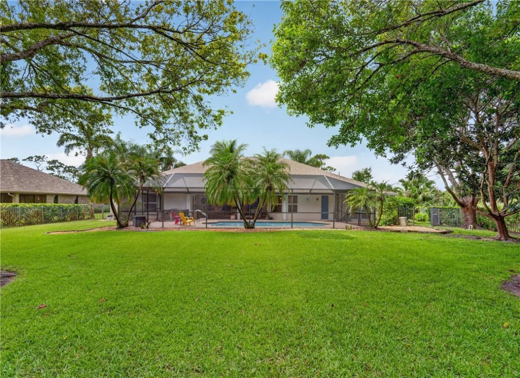 83 Blue Island Street, Sebastian, FL 32958 Photo