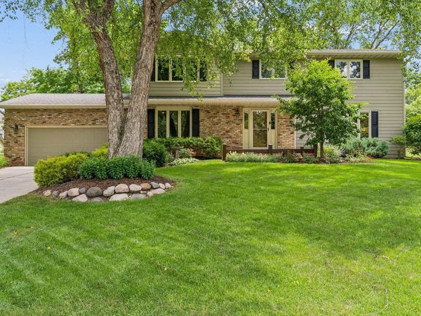 1359 Cherry Hill Road, Mendota Heights, MN 55118