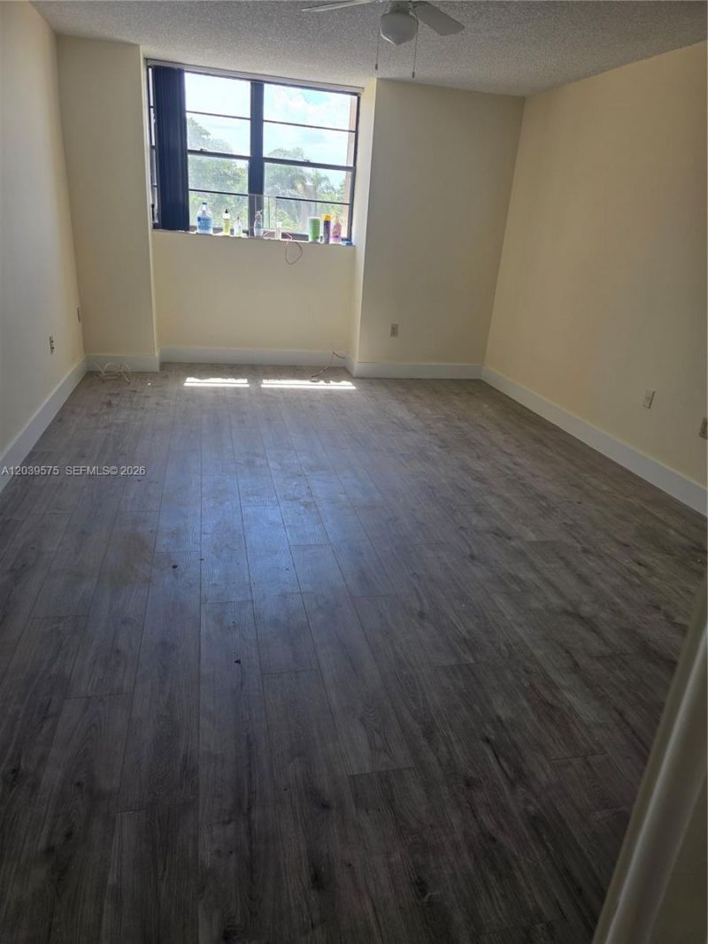 10985 SW 107th St, Unit 312, Miami, FL 33176 Photo
