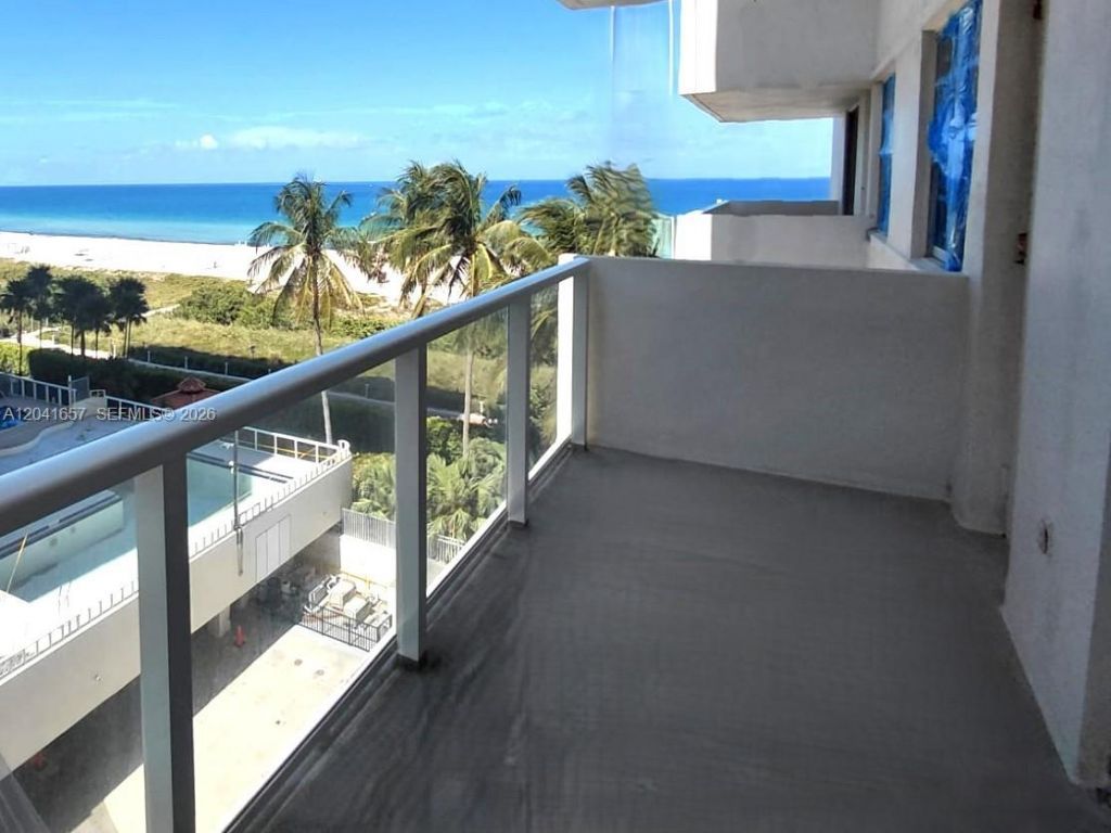 5701 Collins Ave , Unit 619, Miami Beach, FL 33140 Photo