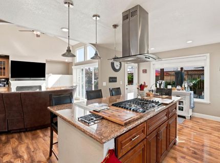 9075 Doncaster Ct, Elk Grove, CA 95624 Photo