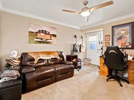 9075 Doncaster Ct, Elk Grove, CA 95624 Photo