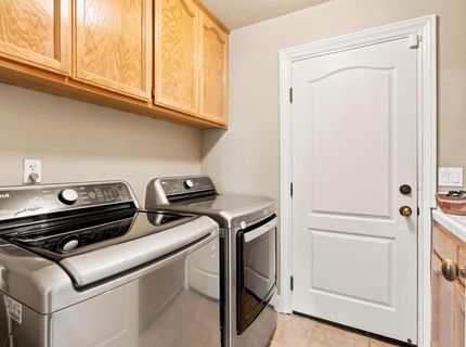 9075 Doncaster Ct, Elk Grove, CA 95624 Photo