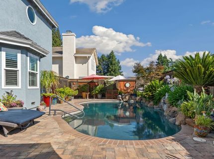 9075 Doncaster Ct, Elk Grove, CA 95624 Photo