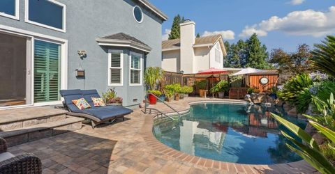 9075 Doncaster Ct, Elk Grove, CA 95624 Photo