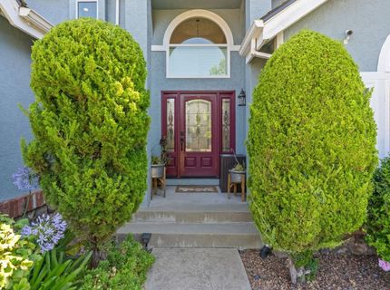 9075 Doncaster Ct, Elk Grove, CA 95624 Photo