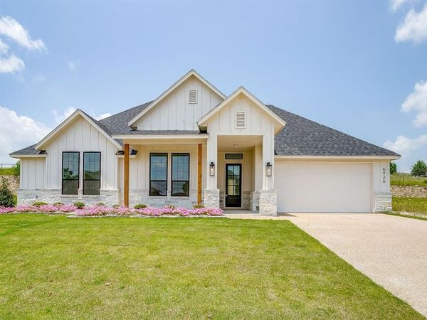 6926 Trail Rock Drive, Benbrook, TX 76126