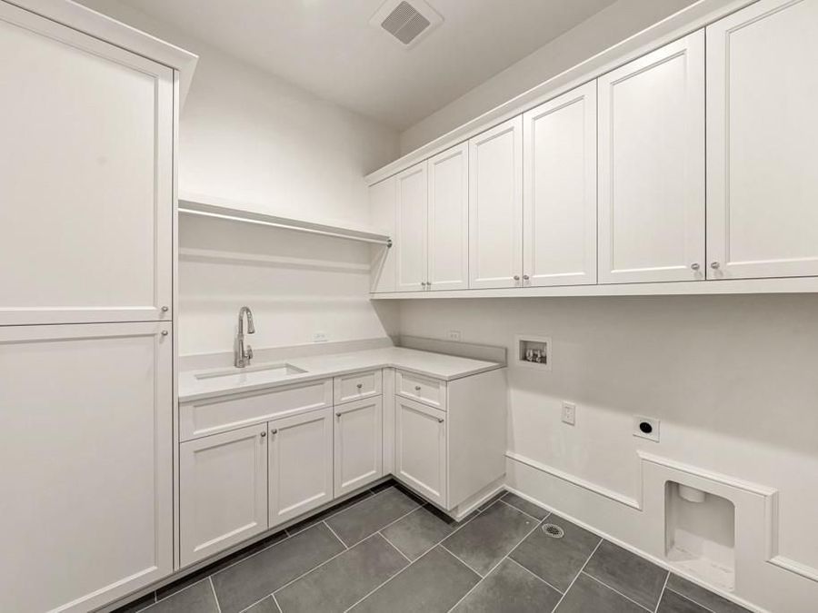 Property Image 94