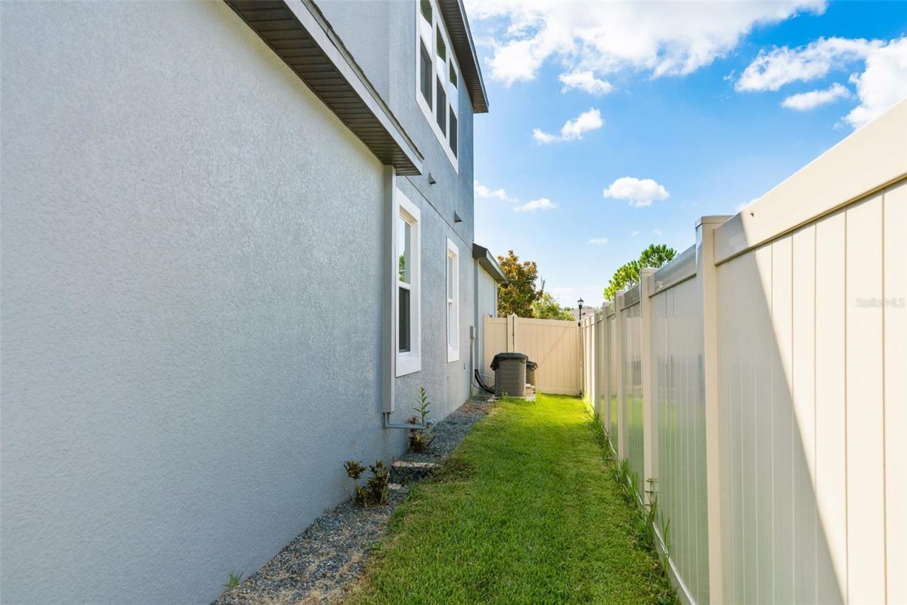 1571 Montgomery Bell Rd, Wesley Chapel, FL 33543 Photo