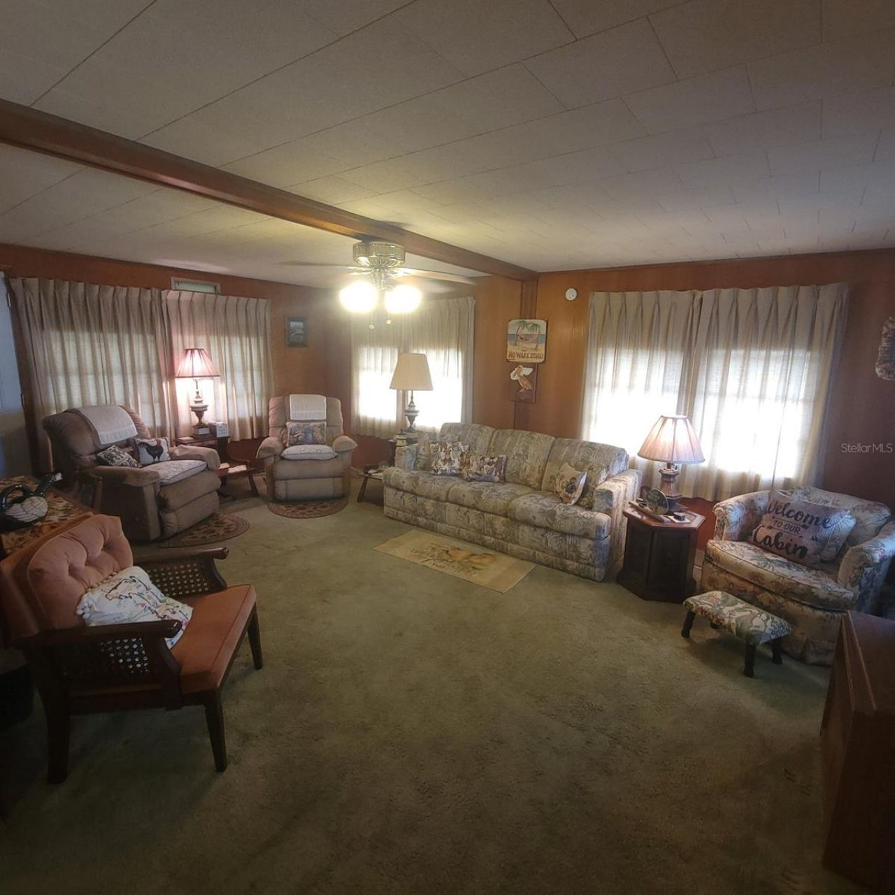 1403 Lakeview Drive , Tavares, FL 32778 Photo