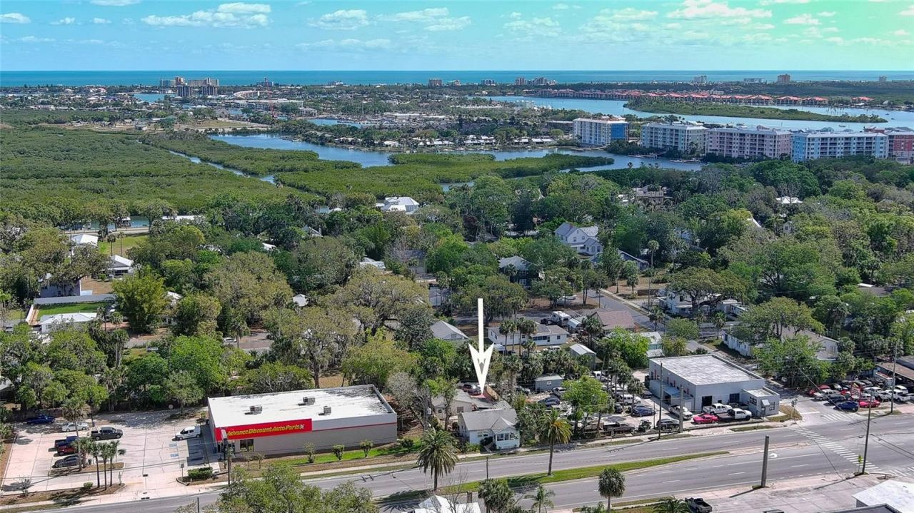 607 N Dixie Freeway , New Smyrna Beach, FL 32168 Photo