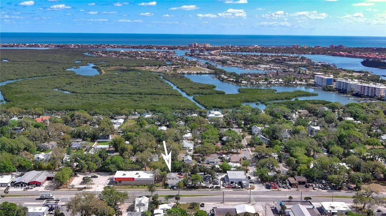 607 N Dixie Freeway , New Smyrna Beach, FL 32168 Photo