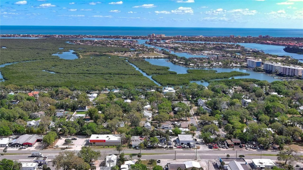 607 N Dixie Freeway , New Smyrna Beach, FL 32168 Photo