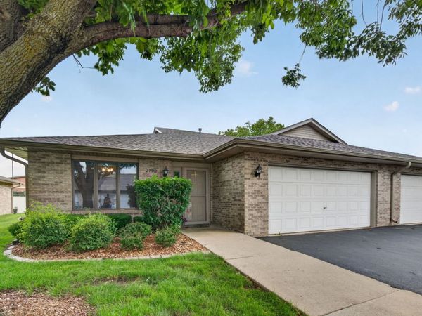 2700 Eagle Drive , Unit 2700, Joliet, IL 60436
