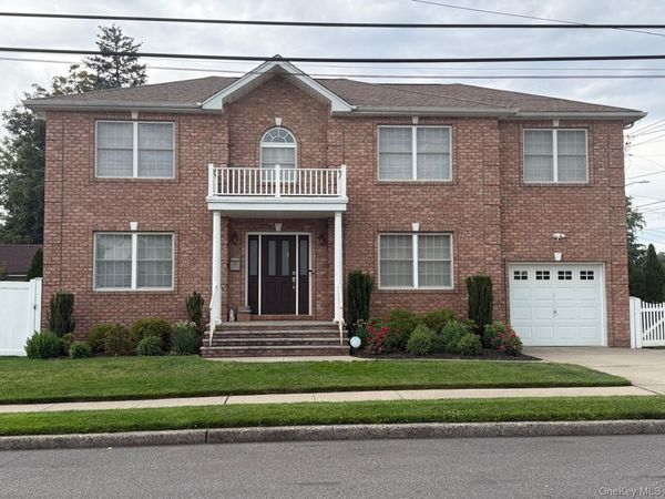 264 Doherty Avenue, Elmont, NY 11003