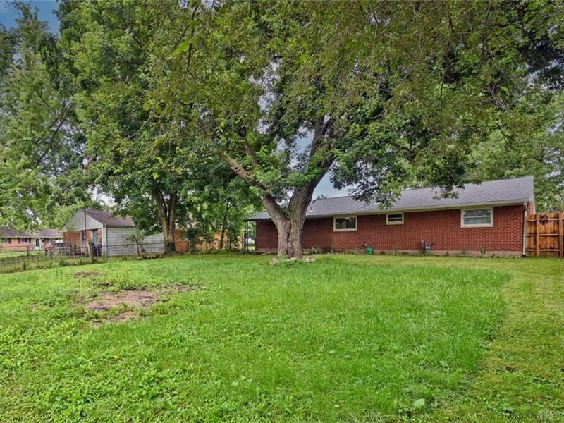 136 Bronwood Street, New Lebanon, OH 45345 Photo 27