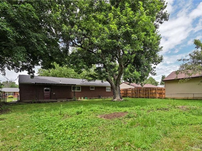 136 Bronwood Street, New Lebanon, OH 45345 Photo 28