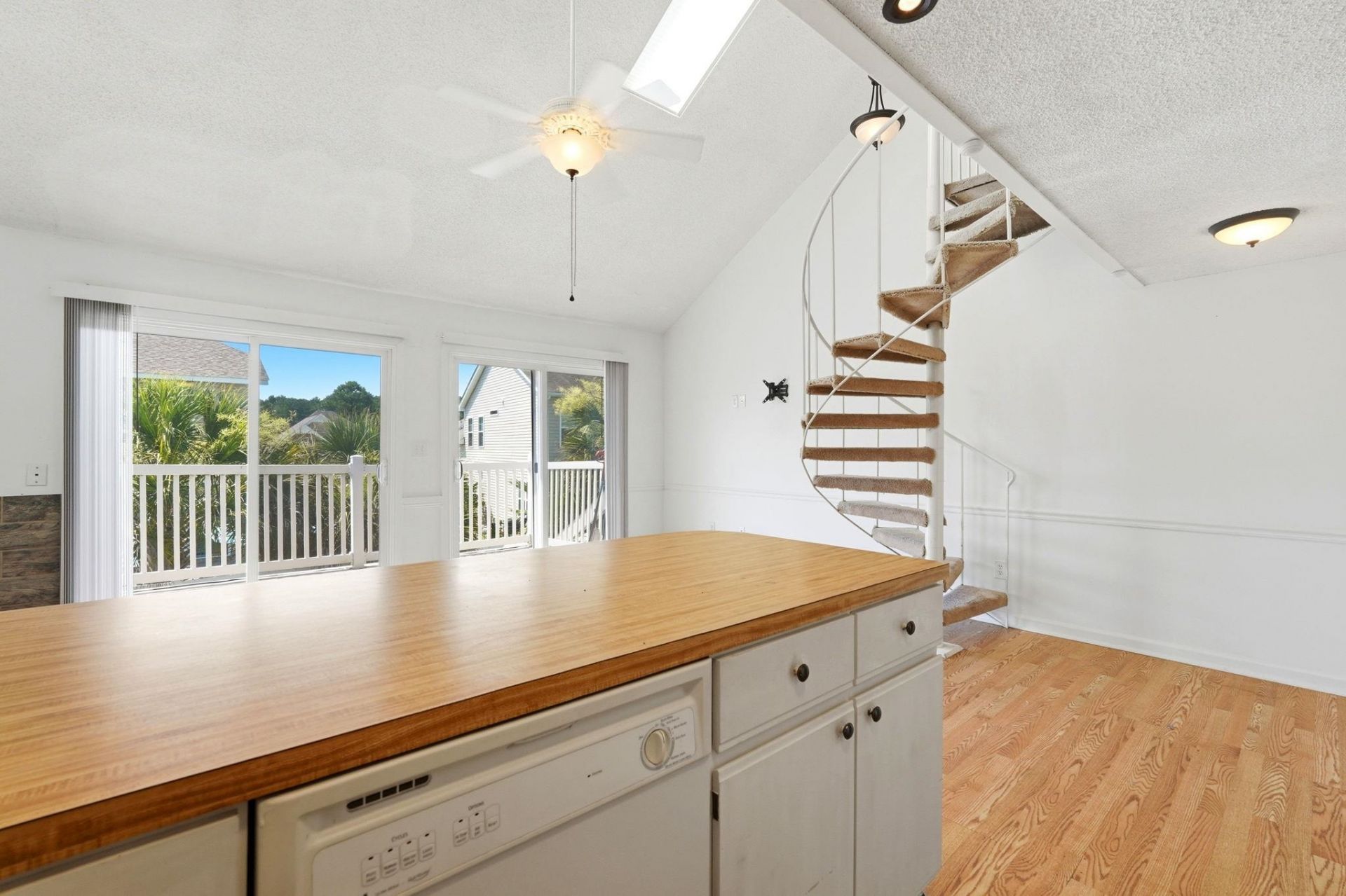 1400 Deer Creek Rd. Photo 13