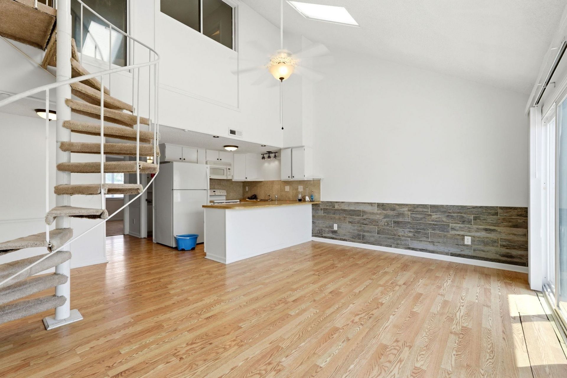 1400 Deer Creek Rd. Photo 18