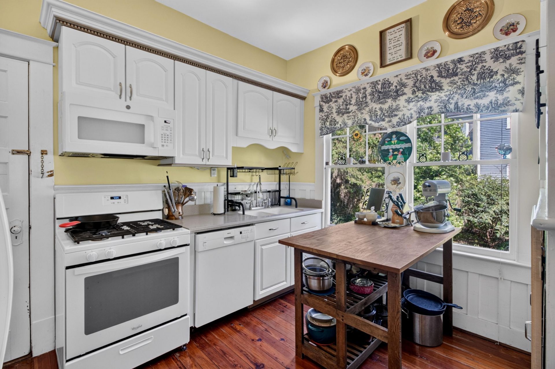1108 Peake Street Photo 16