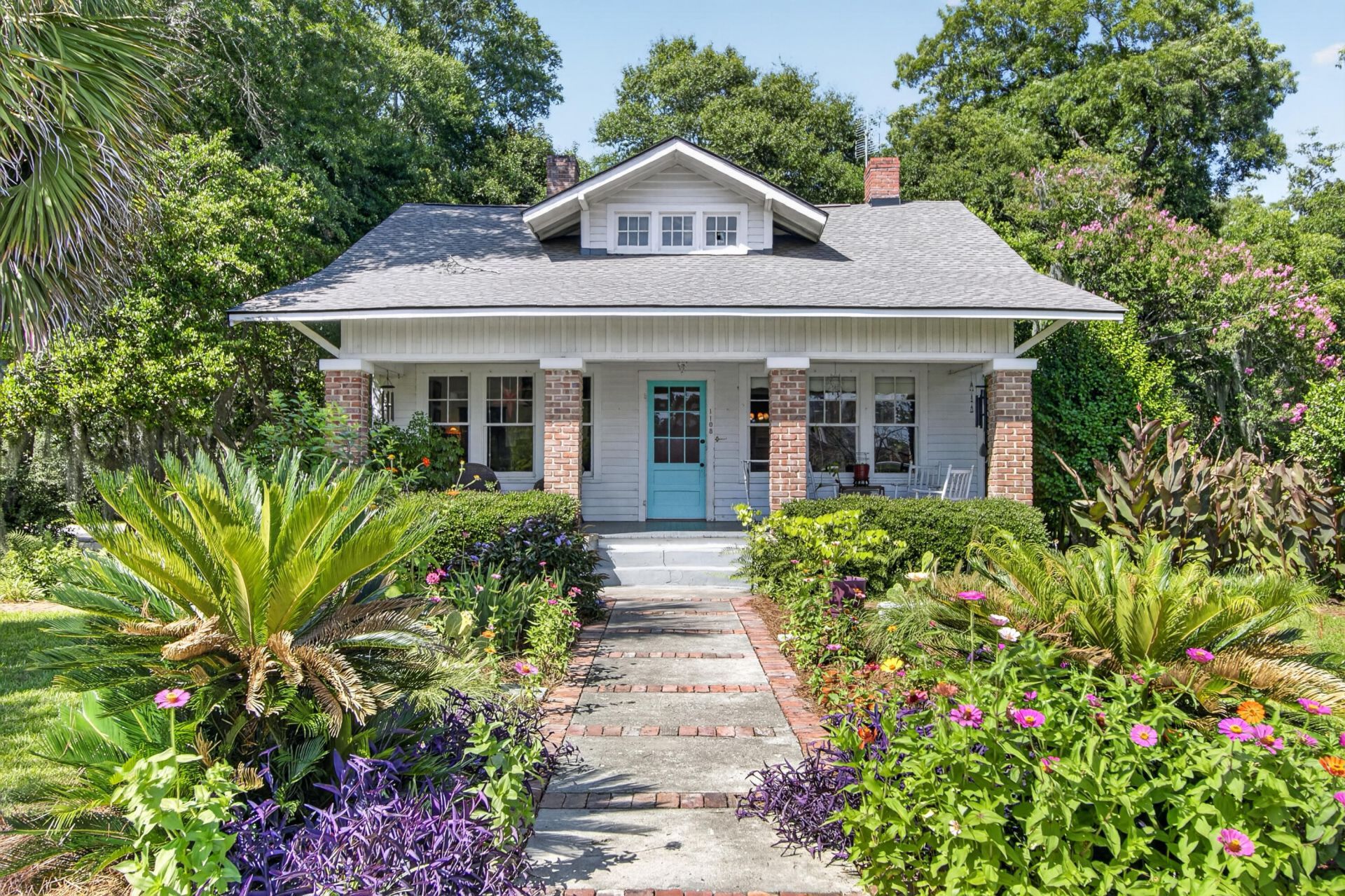 1108 Peake Street Photo 3