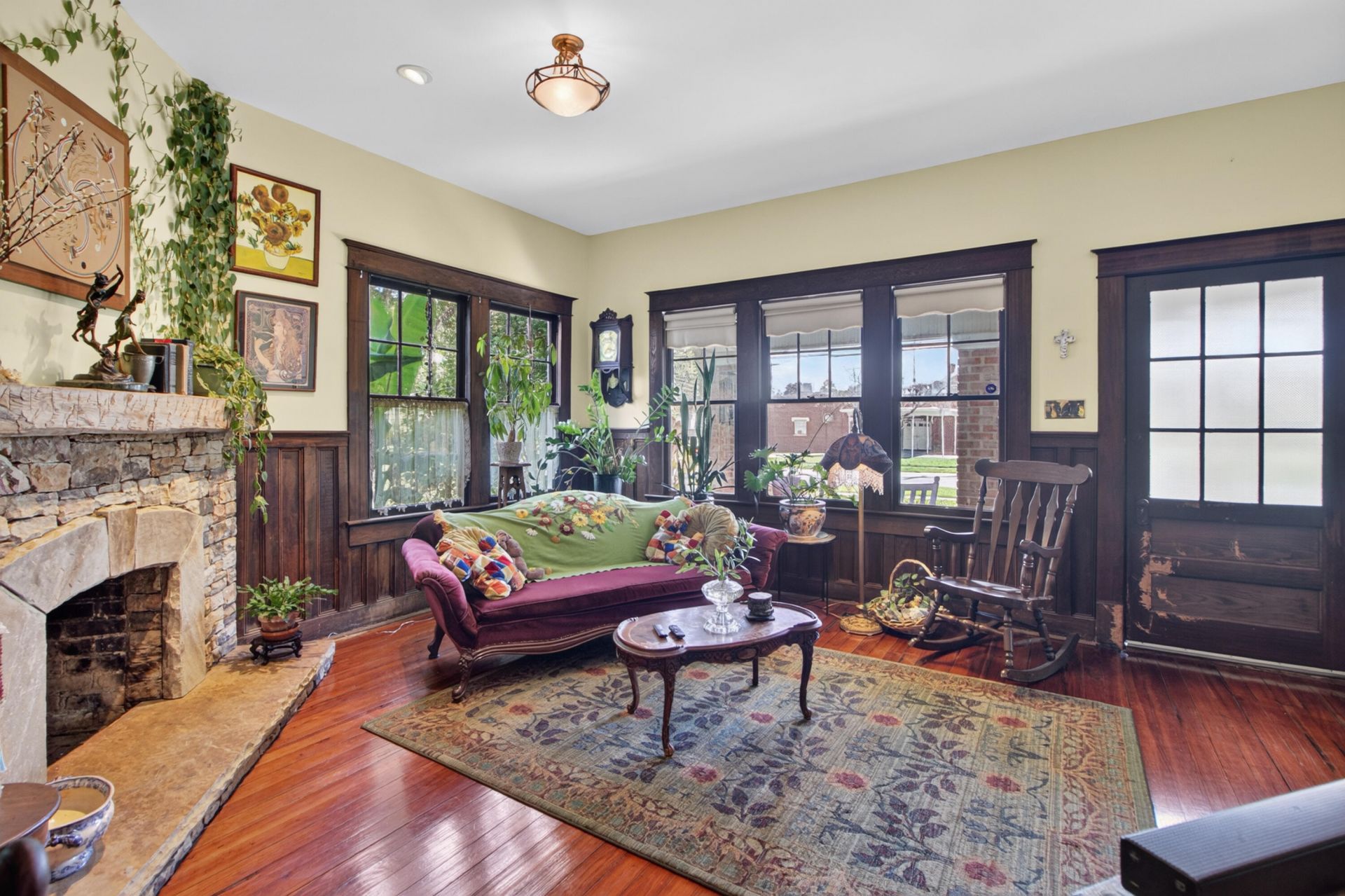 1108 Peake Street Photo 8