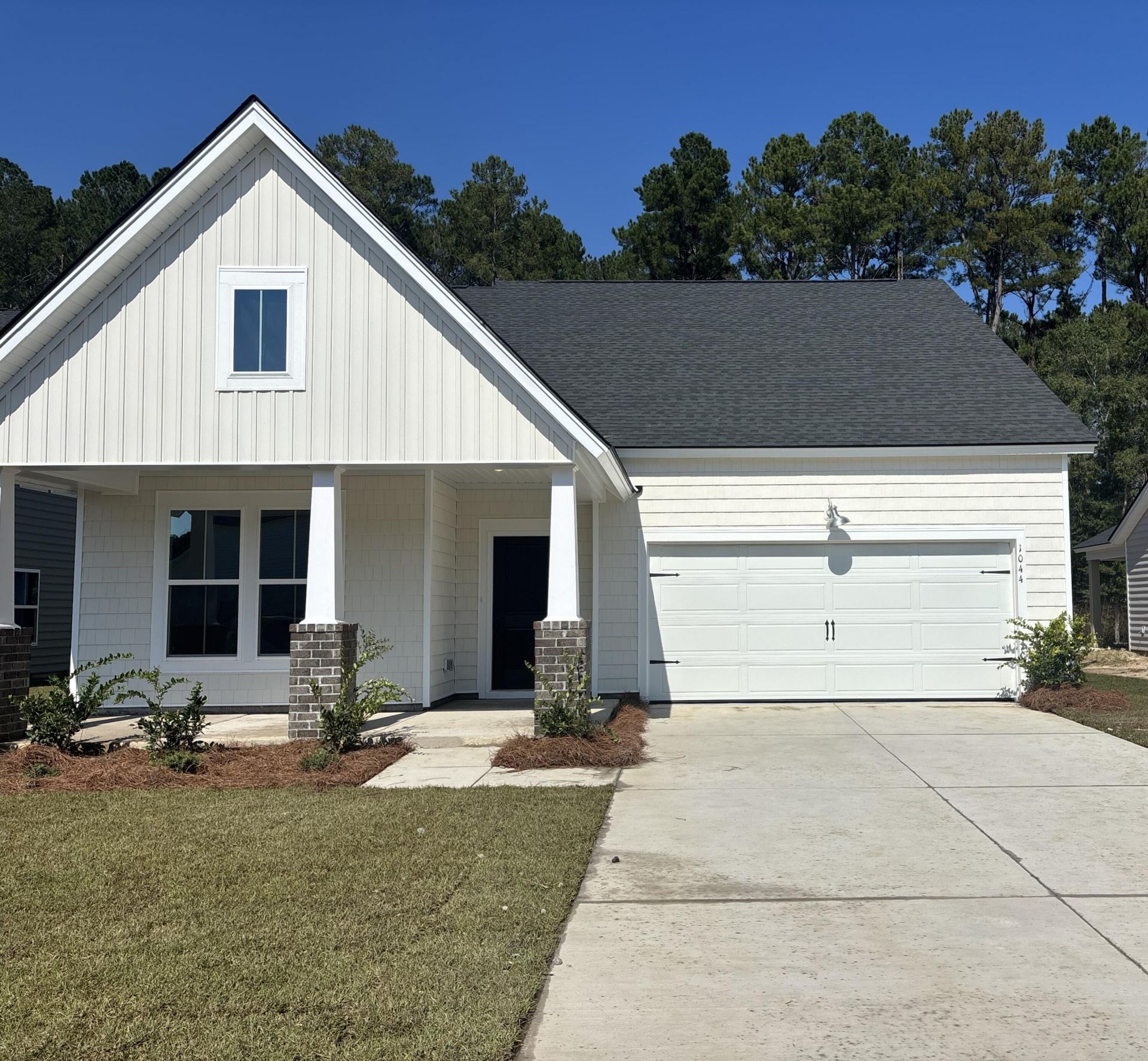 1044 Lettered Olive Lane Photo 1