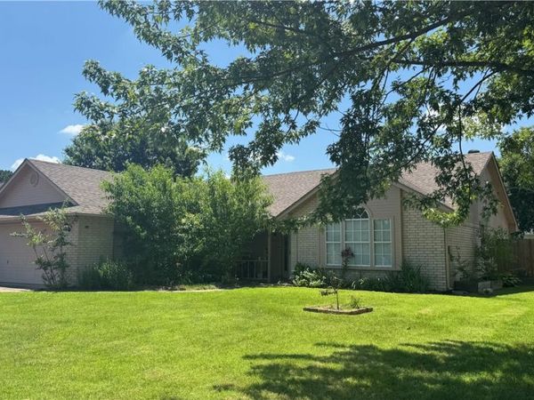 3406 W Beech Drive , Rogers, AR 72756