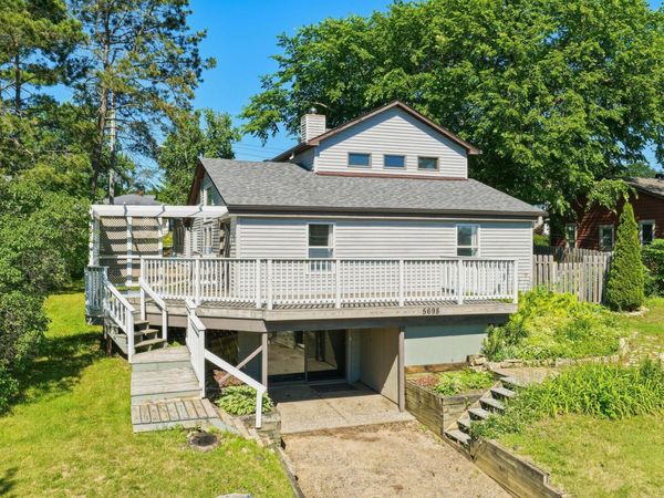5698 Stagecoach Trail N, Stillwater, MN 55082