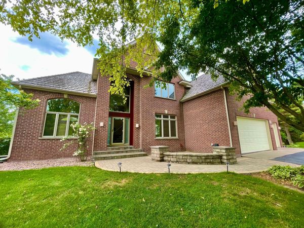 4470 Garland Lane N, Plymouth, MN 55446