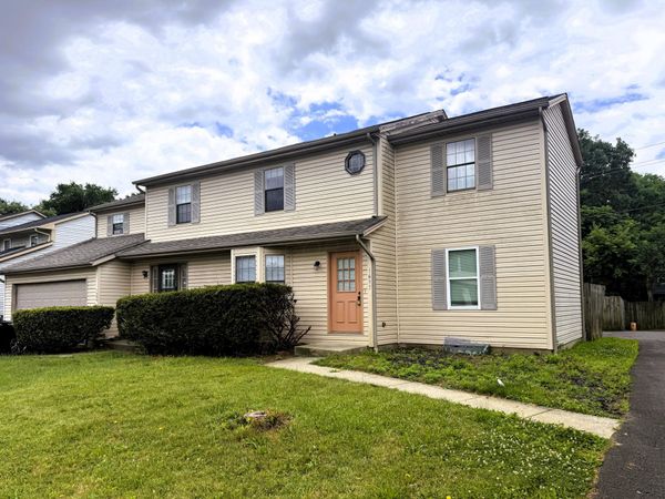 1693-1695 Watertower Drive , Columbus, OH 43235