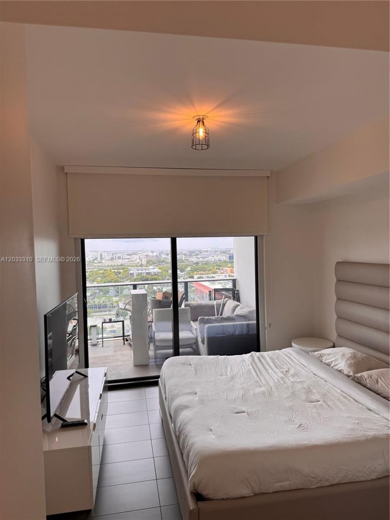 1600 NE 1st Ave , Unit 2015, Miami, FL 33132 Photo