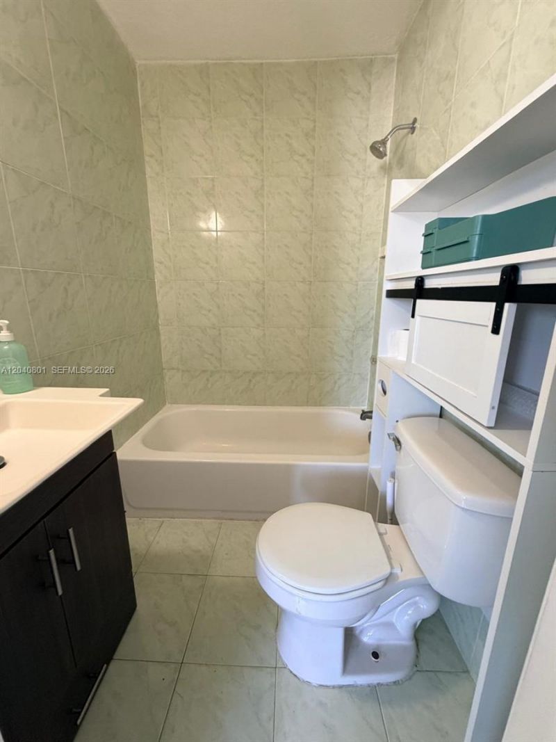 359 W 12th St , Unit 3, Hialeah, FL 33010 Photo