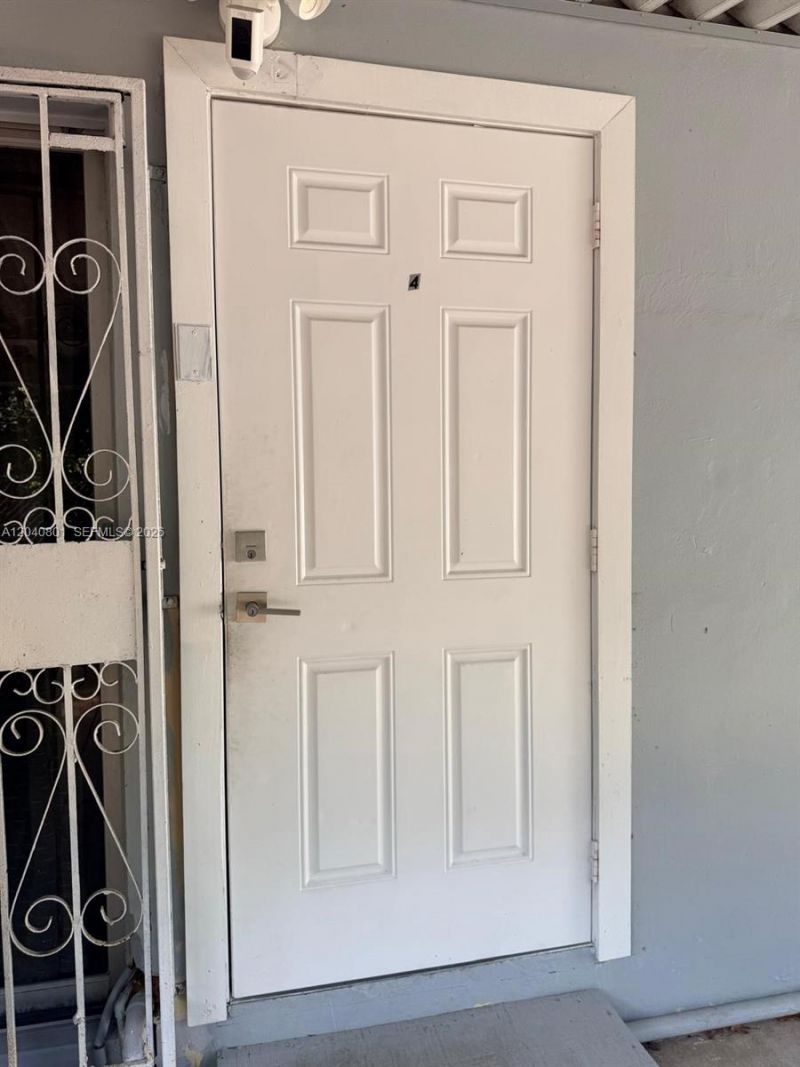 359 W 12th St , Unit 3, Hialeah, FL 33010 Photo