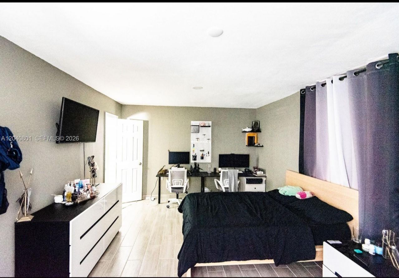 359 W 12th St , Unit 3, Hialeah, FL 33010 Photo