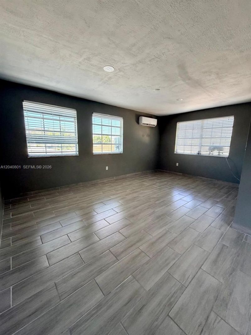 359 W 12th St , Unit 3, Hialeah, FL 33010 Photo