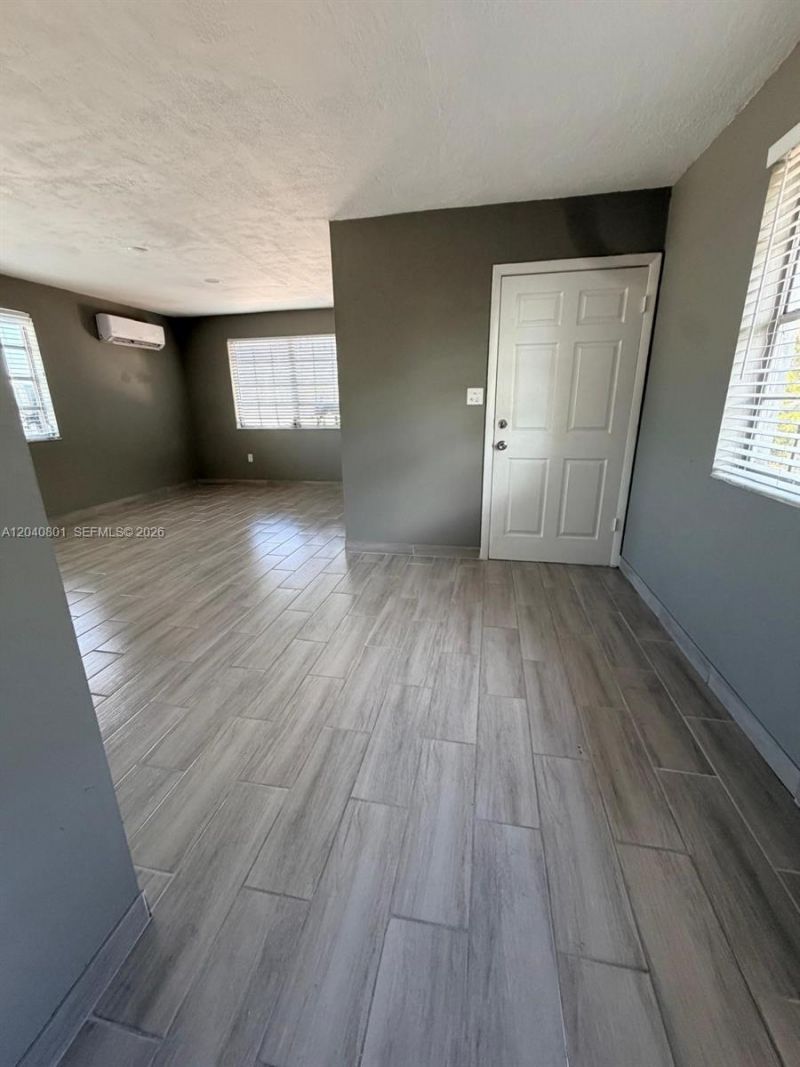 359 W 12th St , Unit 3, Hialeah, FL 33010 Photo