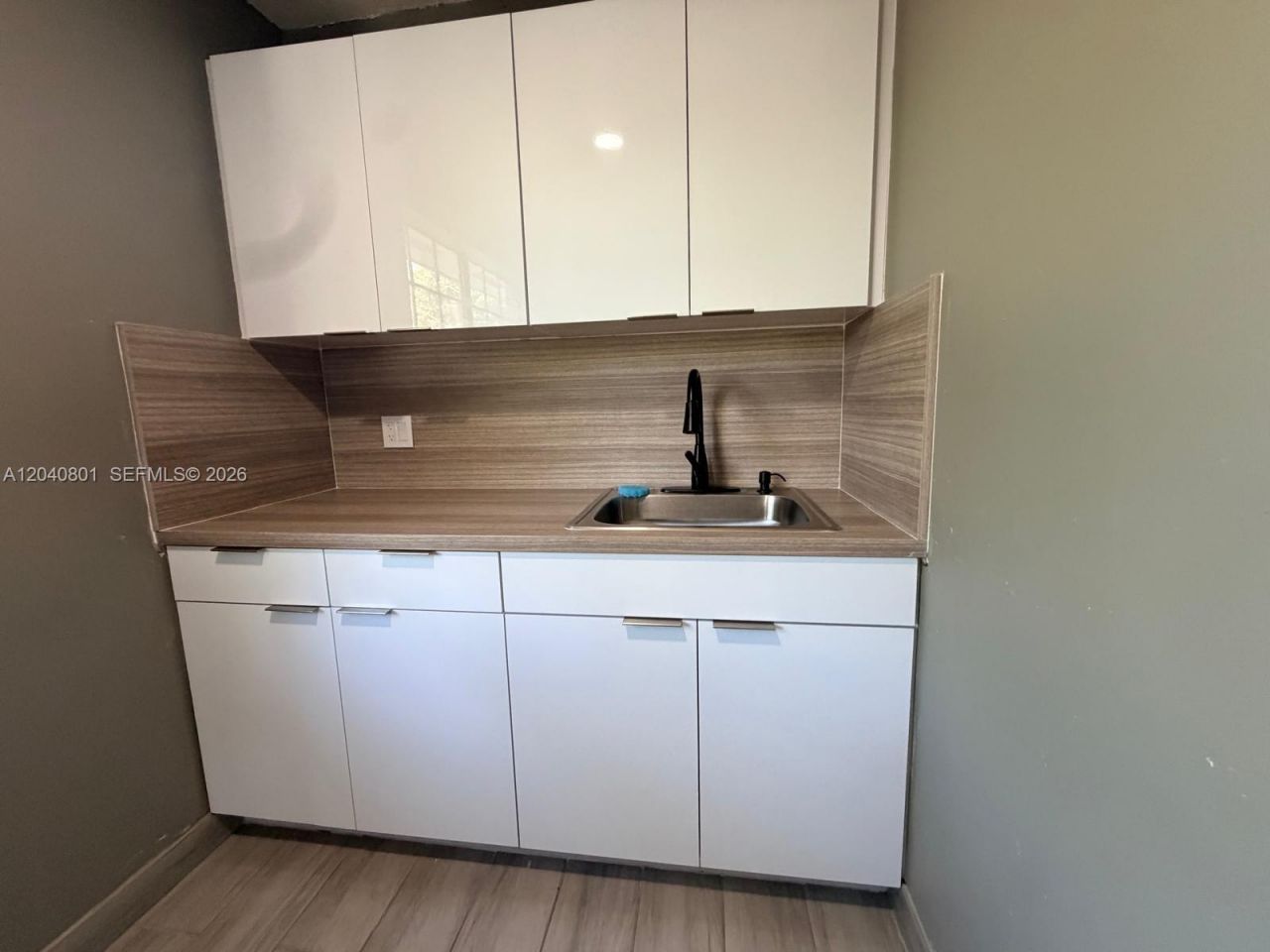 359 W 12th St , Unit 3, Hialeah, FL 33010 Photo