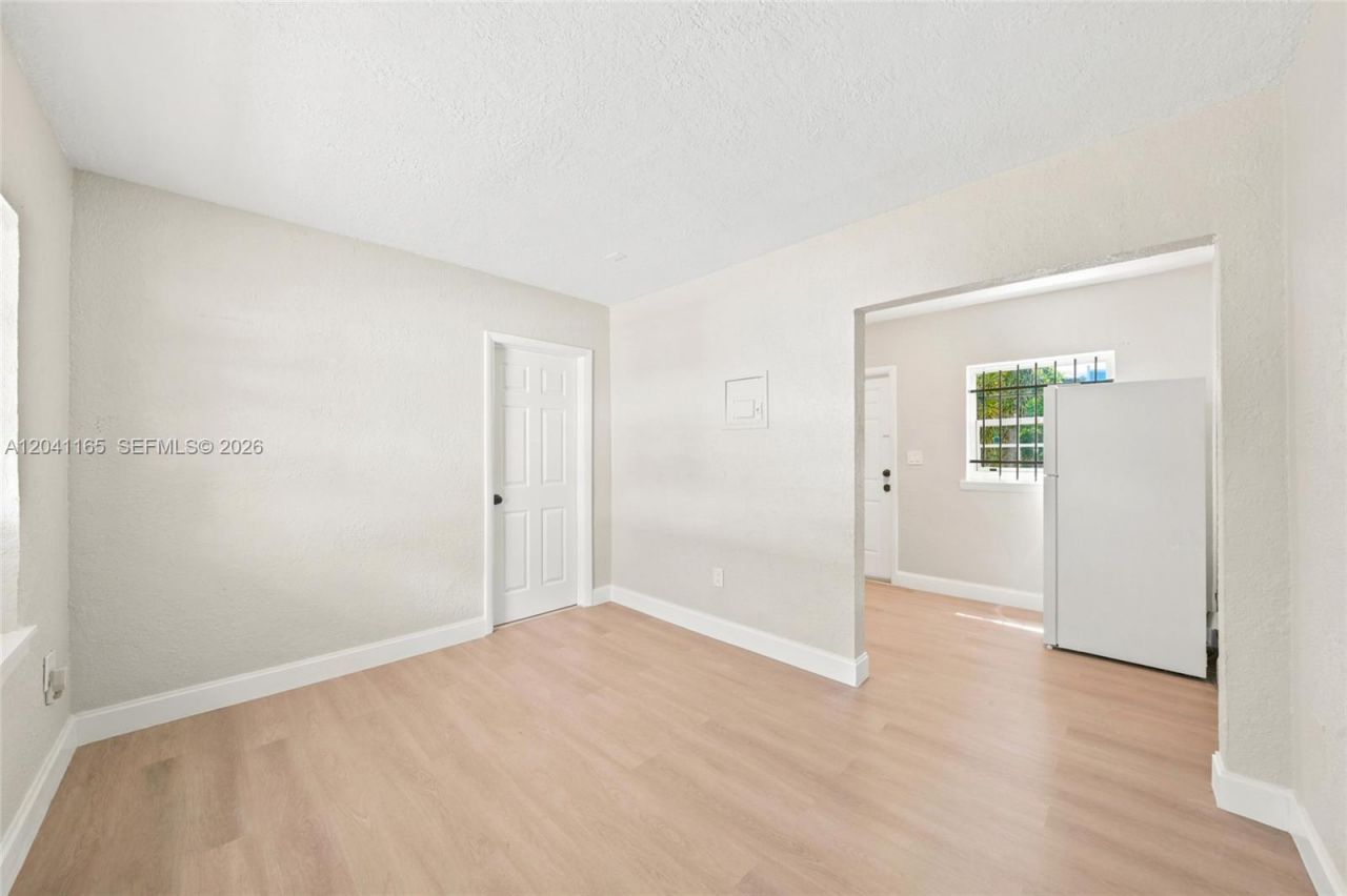 1992 NW 56th St, Miami, FL 33142 Photo