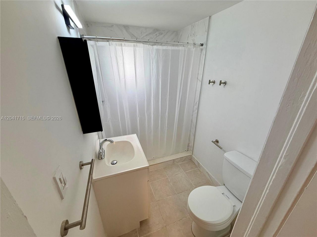 255 NW 32nd St, Miami, FL 33127 Photo