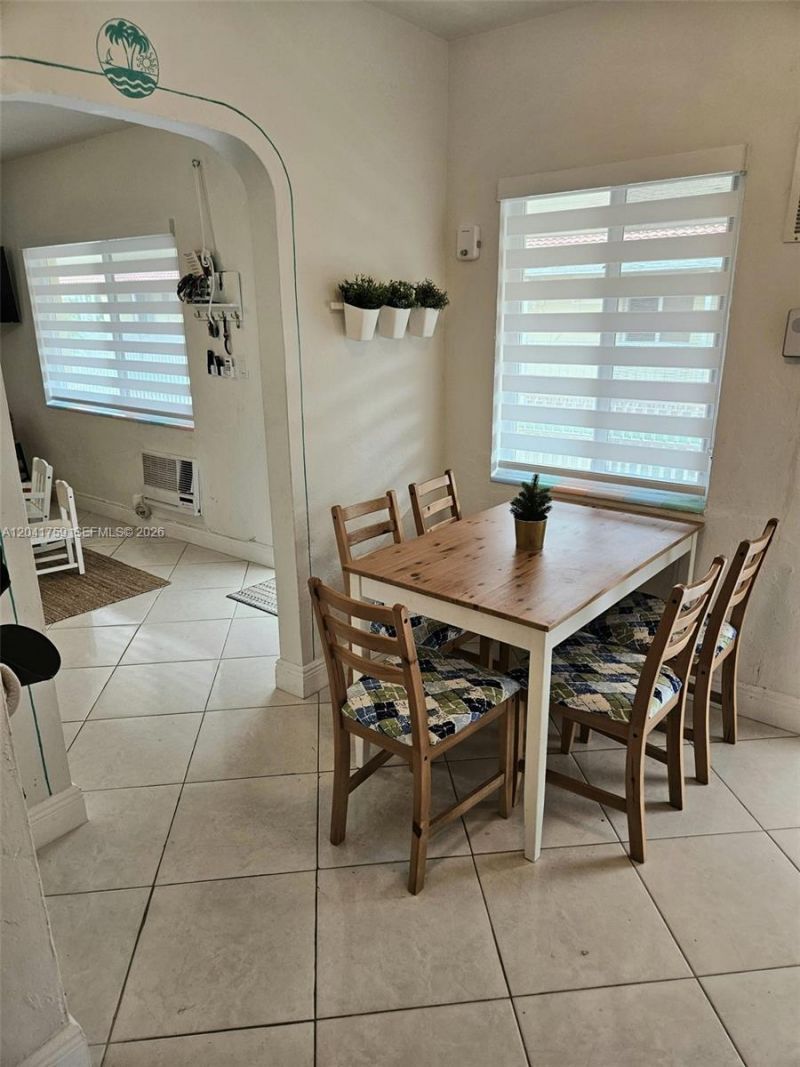 7400 Harding Ave , Unit 22, Miami Beach, FL 33141 Photo