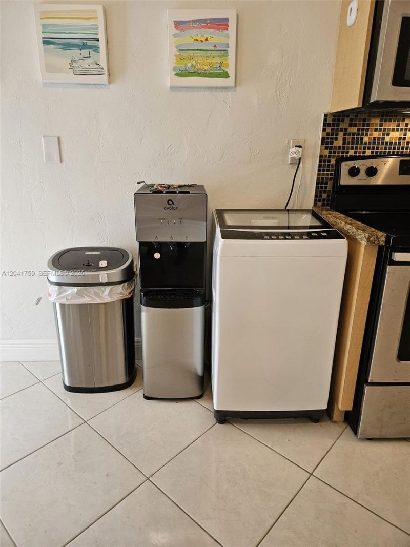 7400 Harding Ave , Unit 22, Miami Beach, FL 33141 Photo