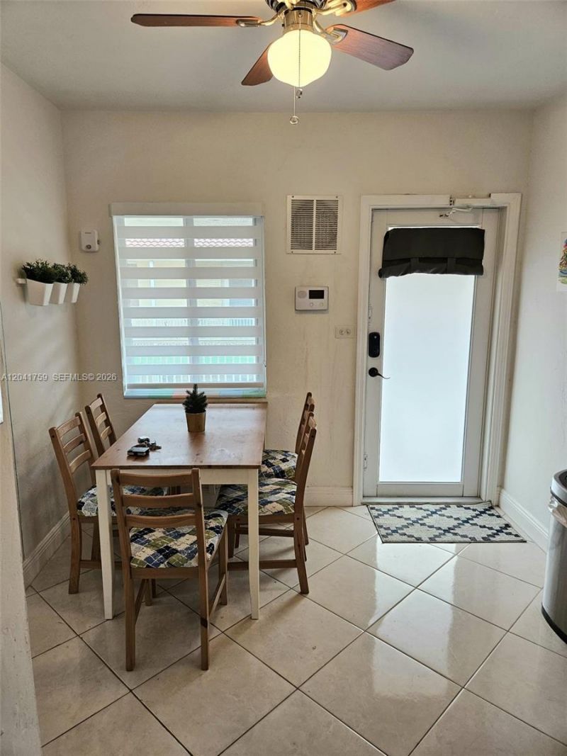 7400 Harding Ave , Unit 22, Miami Beach, FL 33141 Photo