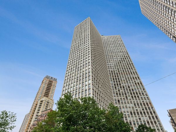 2626 N LAKEVIEW Avenue , Unit 1612, Chicago, IL 60614