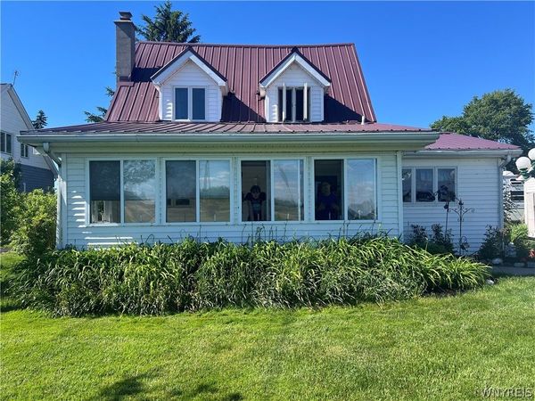 2655 Lake Road , Ransomville, NY 14131