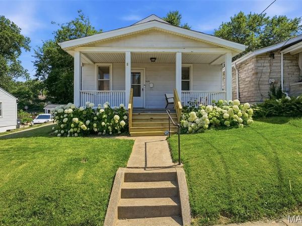 7614 Weaver Avenue , Maplewood, MO 63143