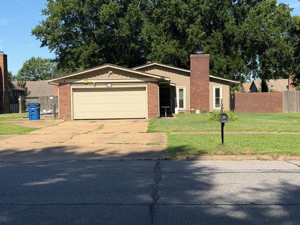 908 Clement Road, West Memphis, AR 72301