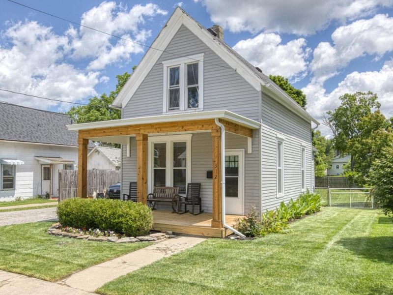 312 N Broadway Street, Blanchester, OH 45107 Photo 3