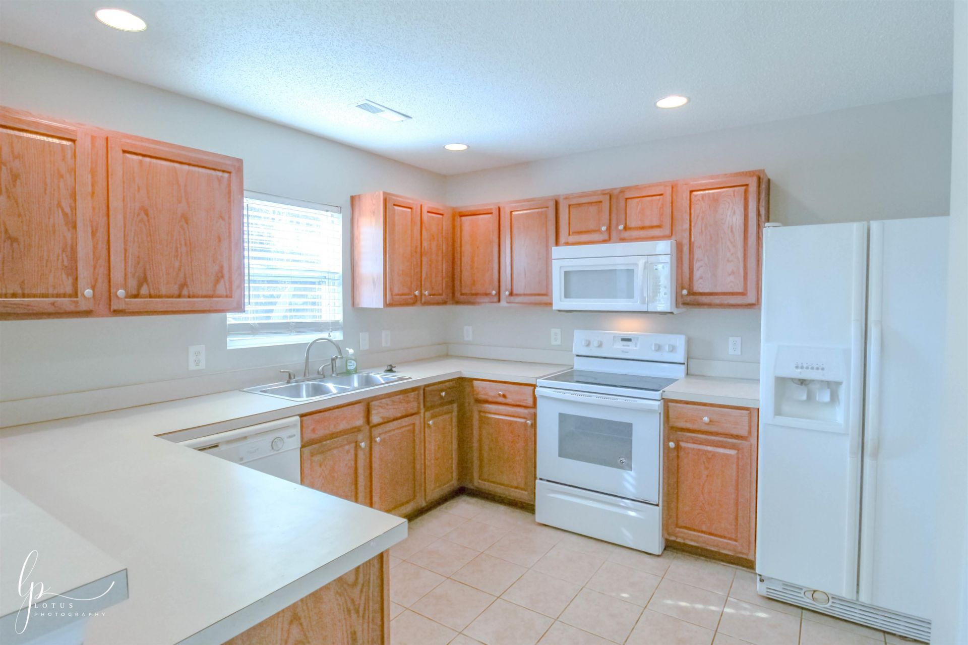2013 Laurel Oak Ct.  Photo 6